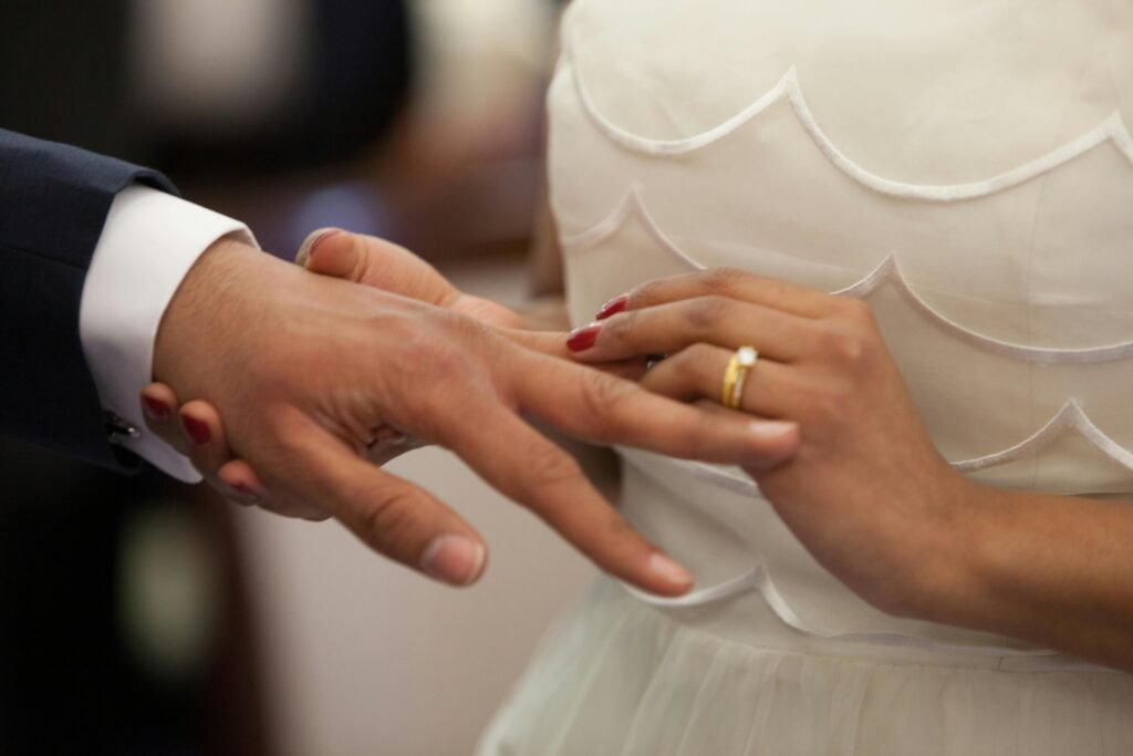 3 Countries That Pay Single People to Get Married