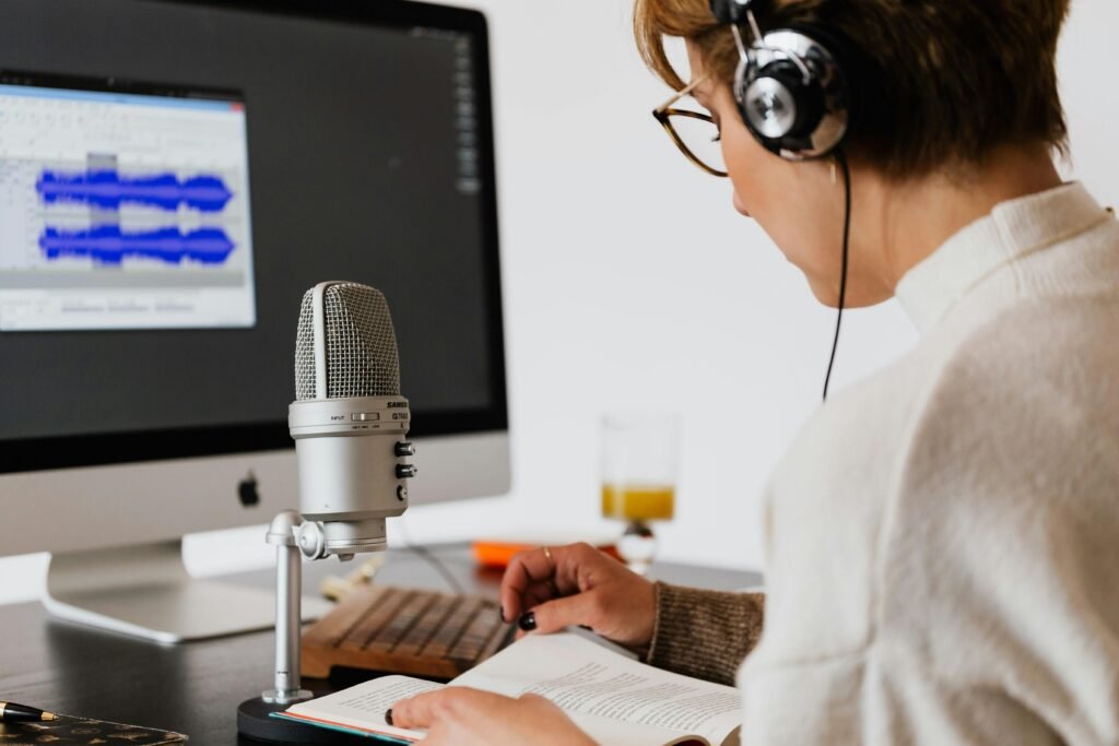 Open-Source Solutions: 5 Ways They Save Time and Money for Entrepreneurs