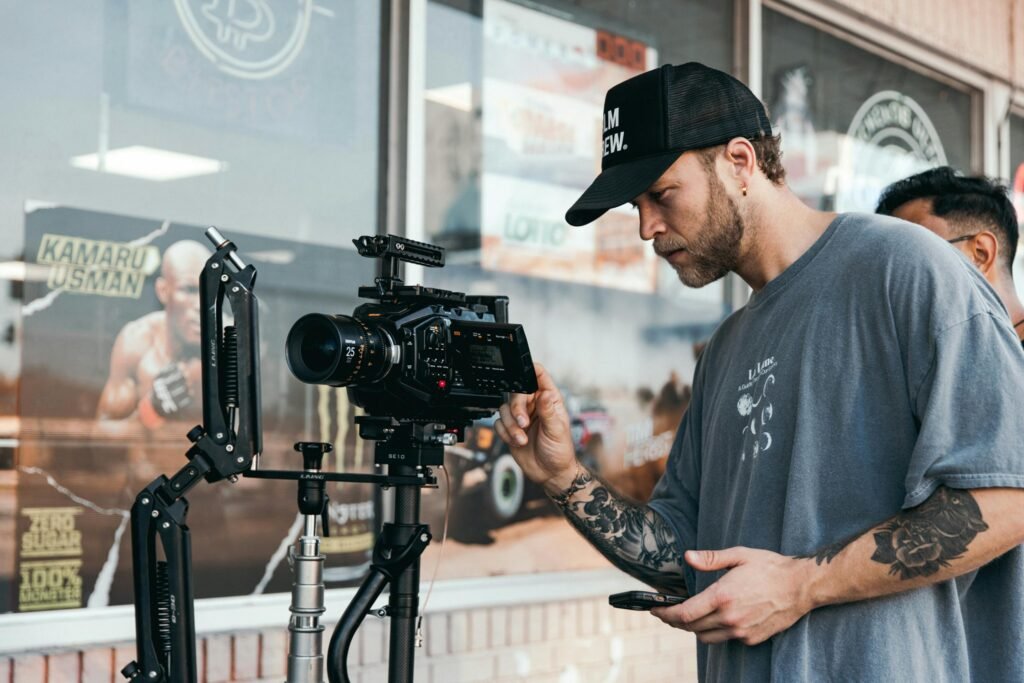 How to Craft Compelling Video Ad Scripts That Convert Viewers