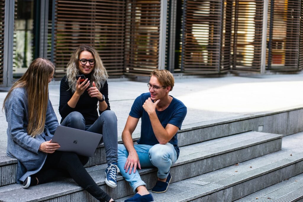 Unique Ways to Communicate with Unresponsive Clients or Colleagues